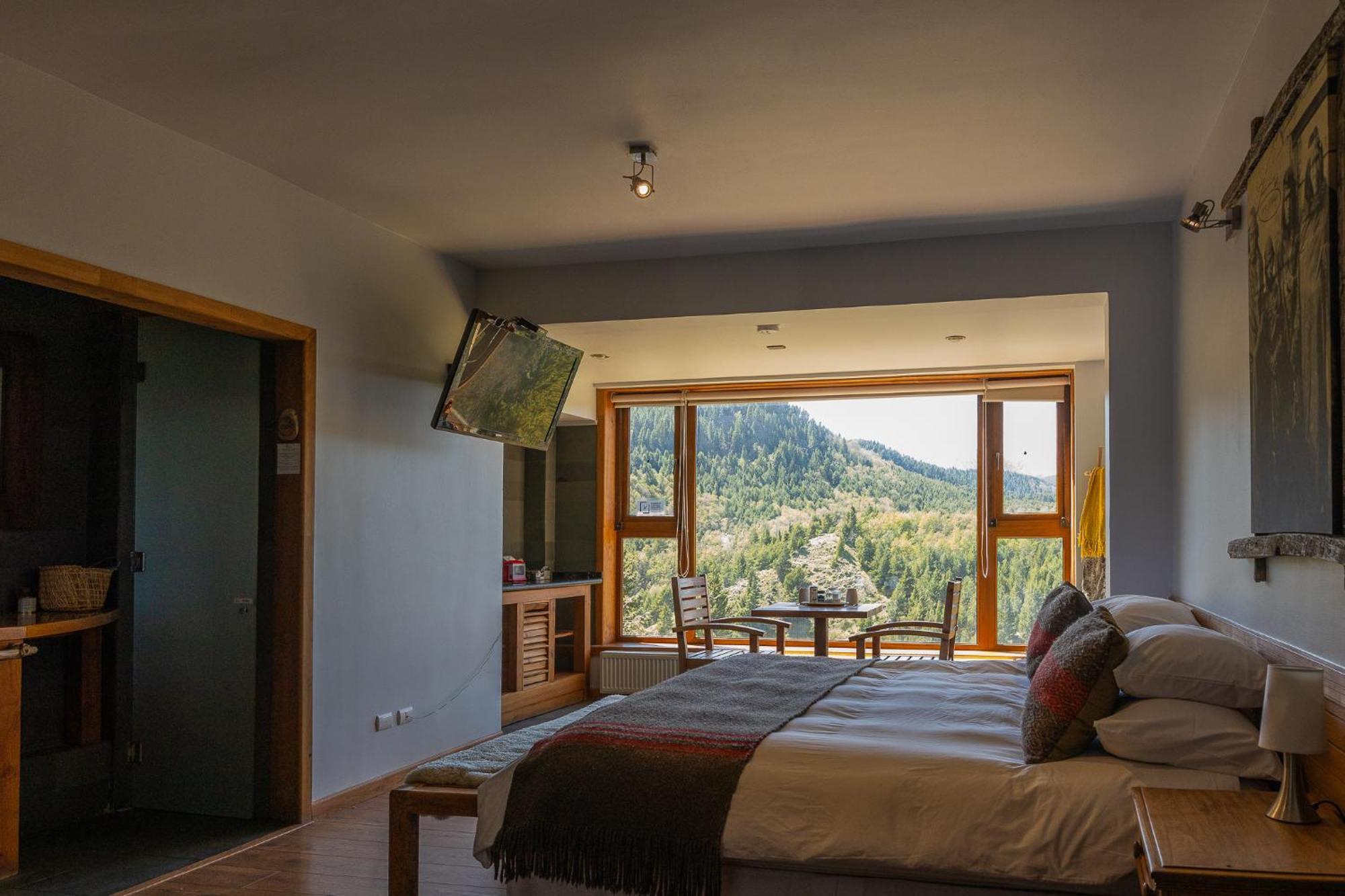 Nomades Hotel Boutique Coyhaique Bagian luar foto